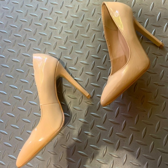 Gojane tan patent leather heels spring classic stiletto party formal nude - Picture 1 of 3